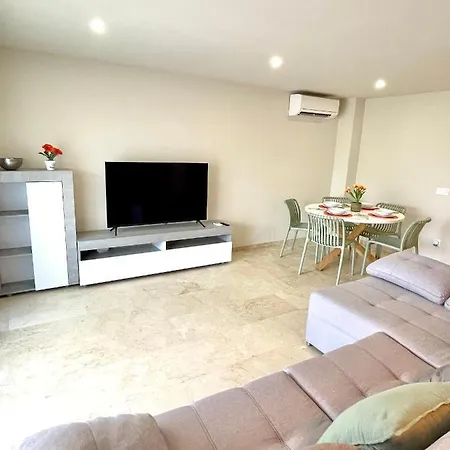 Apartbeach Sancho Abarca Centrico Y Junto Playa Apartment Salou